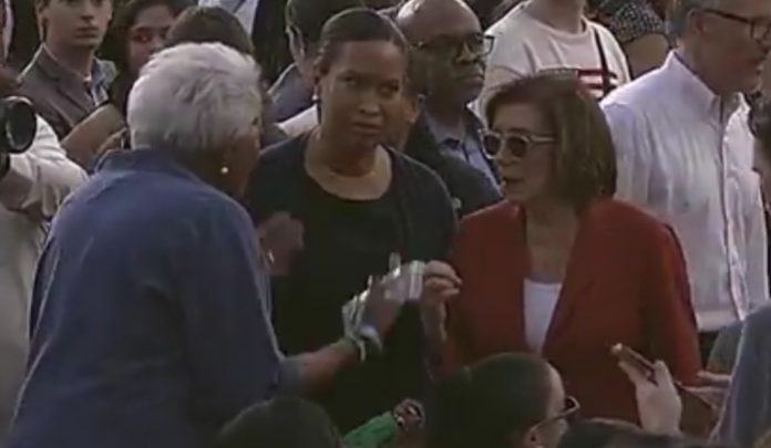 dems-in-disarray:-pelosi-seen-arguing-with-donna-brazile-at-kamala-harris’s-defeat-speech-(video)