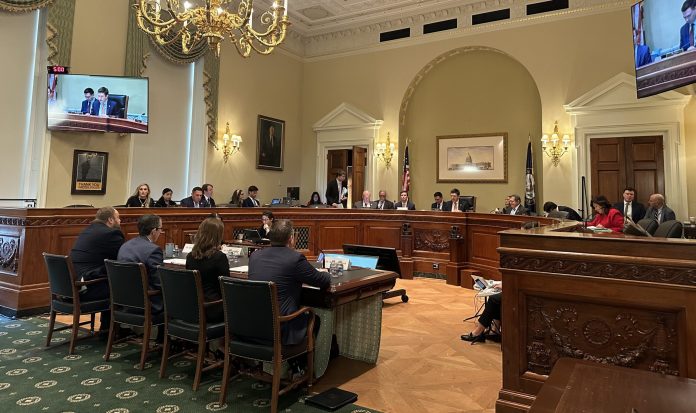 live-now:-house-admin-committee-holds-hearing-titled-“american-confidence-in-elections:-prohibiting-foreign-interference”-following-bombshell-actblue-findings-of-illegal-foreign-money-influencing-us-elections-(video)