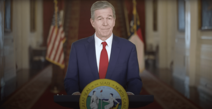 just-in:-on-final-day-in-office,-north-carolina’s-democrat-governor-commutes-death-sentences-for-15-inmates-convicted-of-first-degree-murder