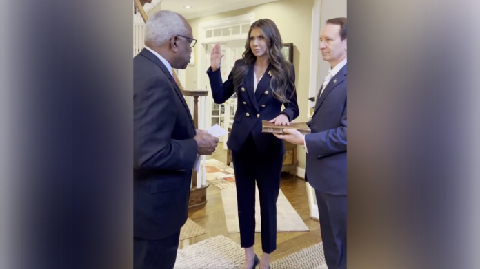 supreme-court-justice-clarence-thomas-swears-in-kristi-noem-as-homeland-security-secretary-at-private-home-ceremony-after-earlier-scheduling-mix-up