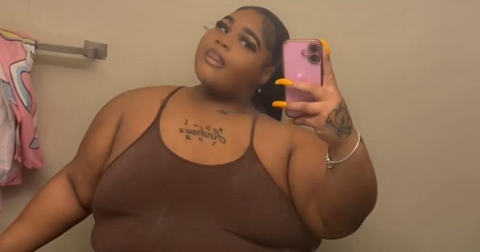 500-pound-rapper-who-describes-herself-as-a-“bbw”-sues-lyft-after-driver-tells-her-she-is-too-large-to-ride-in-his-car-(video)