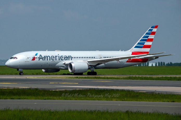 new:-american-airlines-flight-aborts-landing-at-reagan-airport-to-avoid-collision