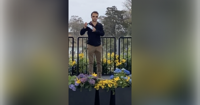 covid-tyranny-graduation:-one-student-holds-vaccine-and-mask-mandates-protest-while-graduating-the-university-of-california-hellscape-(video)