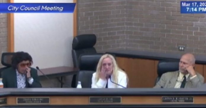 members-of-city-council-in-fort-myers,-florida-cry-during-meeting-about-cooperating-with-ice-(video)