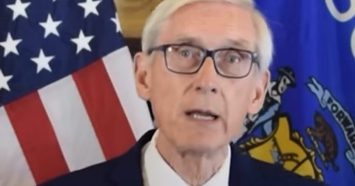watch:-wisconsin-governor-tony-evers-cries-political-persecution-over-tom-homan-telling-tgp-that-“harboring-and-concealing-illegal-aliens”-is-a-felony-–-homan-responds:-“hopefully-you-don’t-cross-that-line”