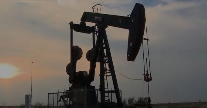 hawaii-sues-oil-companies-over-climate-change-–-exempts-one-refinery-that-donates-to-democrats
