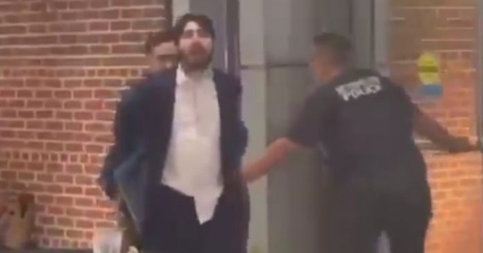video:-suspect-elias-rodriguez-chants-“free,-free-palestine”-while-taken-into-custody-after-two-israeli-embassy-staffers-shot-dead-in-dc.