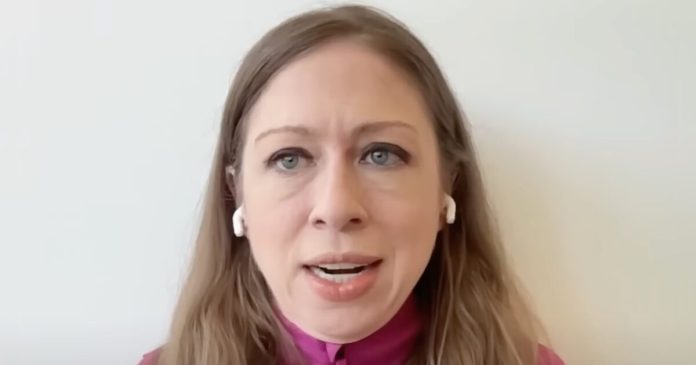 texans-furious-as-chelsea-clinton-announces-clinton-global-initiative-‘volunteers’-are-on-the-ground-following-the-devastating-floods