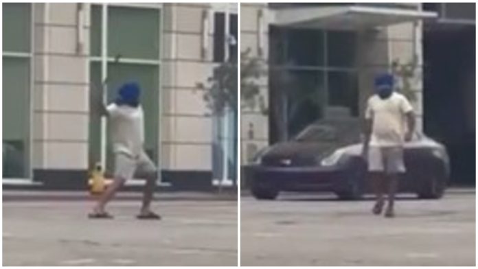 crazed-driver-learns-the-hard-way-that-it’s-a-bad-idea-to-take-a-machete-to-a-gunfight-with-police-officers-in-los-angeles-(video)